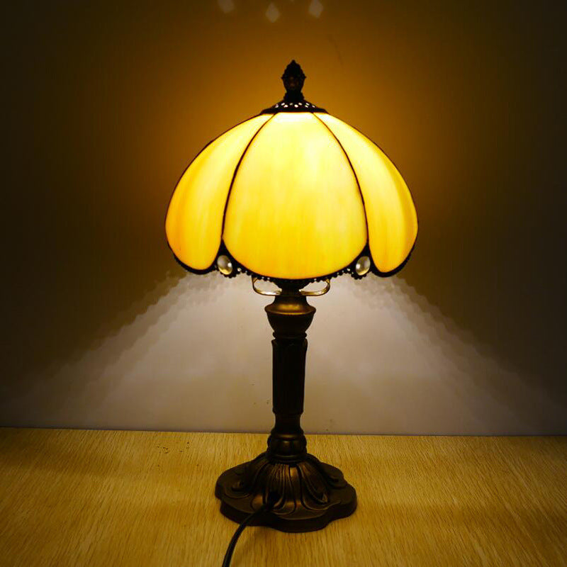 Vintage Tiffany Style Bedside Table Lamp
